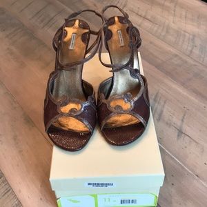 Max Studio Sylvia sandals